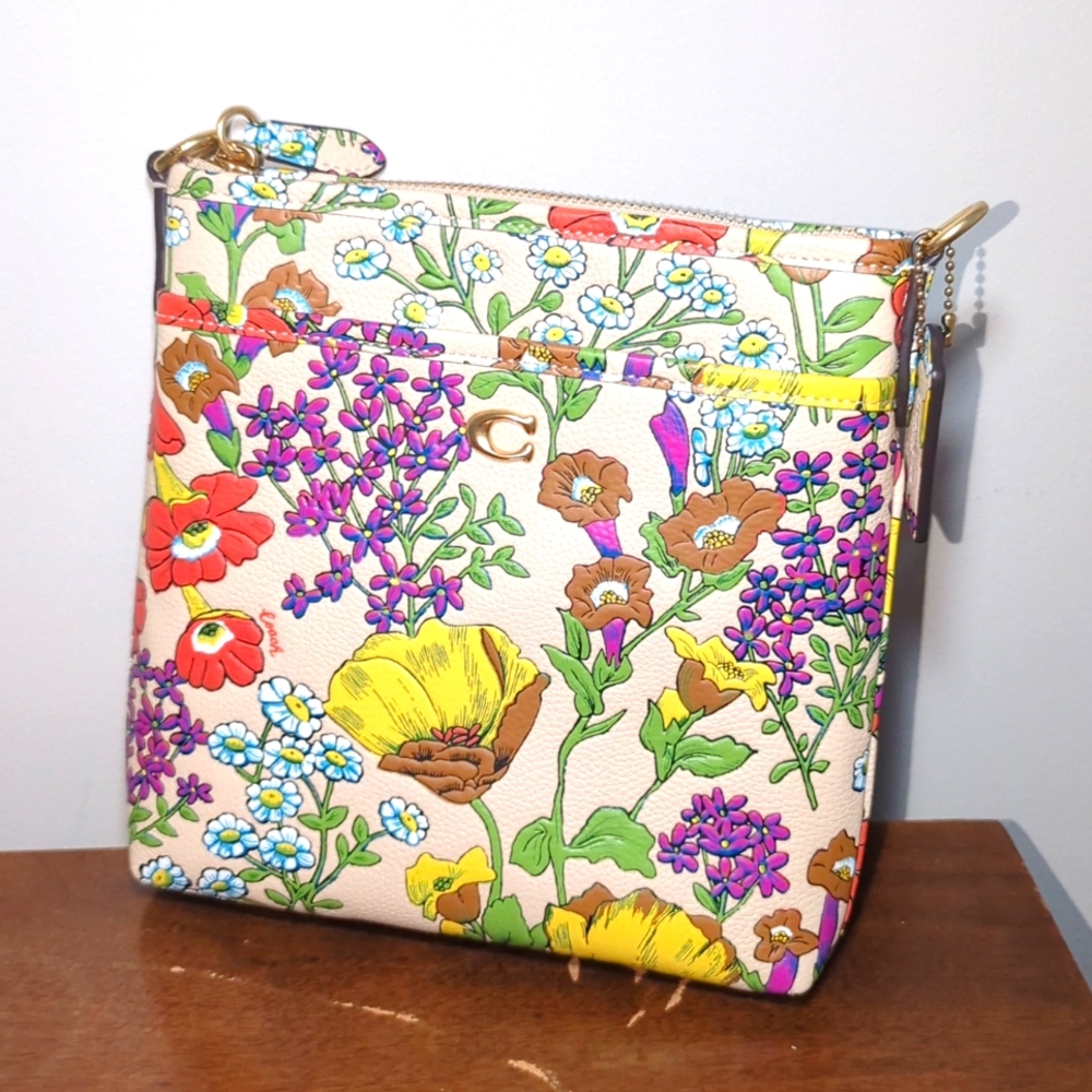 NWOT Coach Floral Kitt crossbody